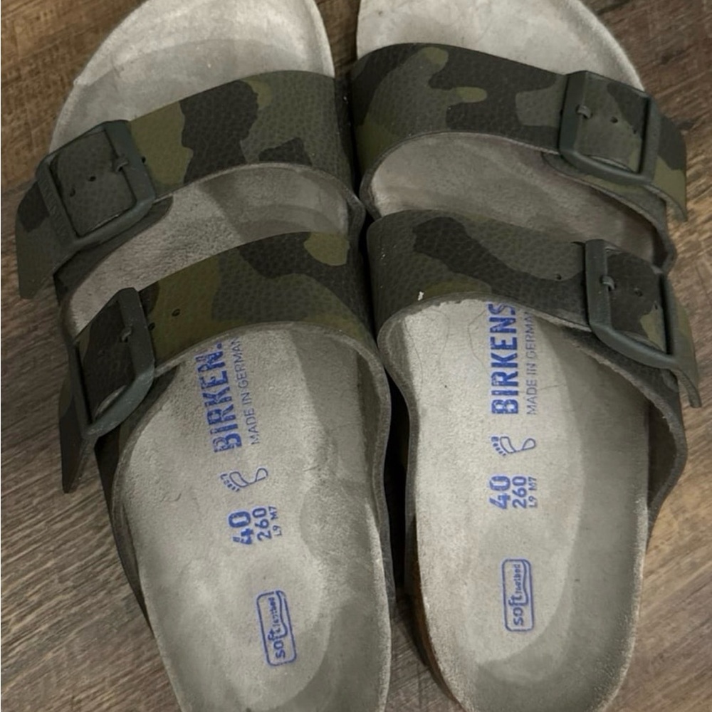 Birkenstock Camo Sandals with Adjustable Straps - Picture 4 of 4